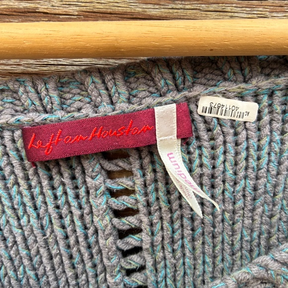 Left on Houston cotton sweater with cable detail size medium - Picture 5 of 5